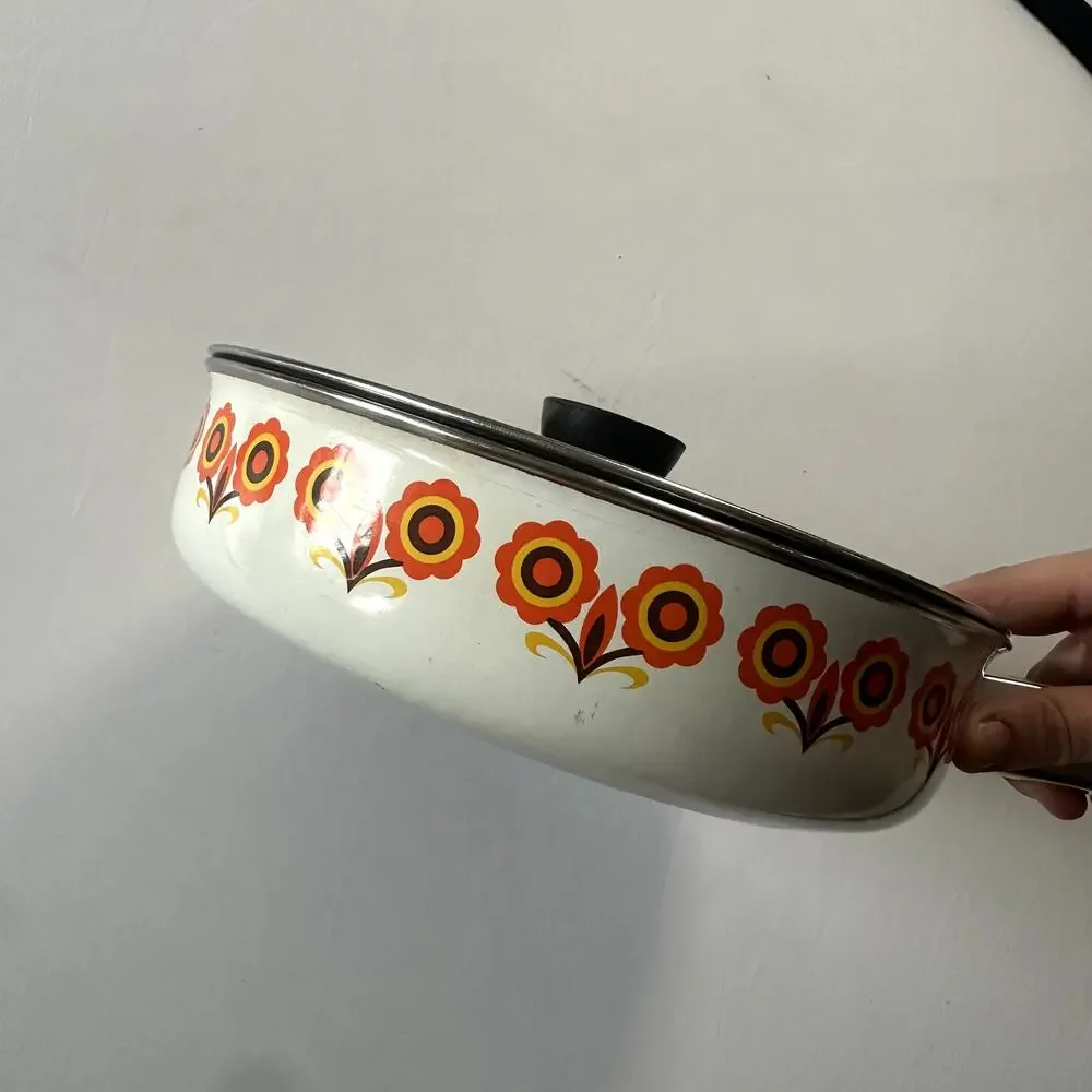 Vintage 1970s Japan Sanko Ware Floral Enamel Sauce Pan Show Pan w/ Lid